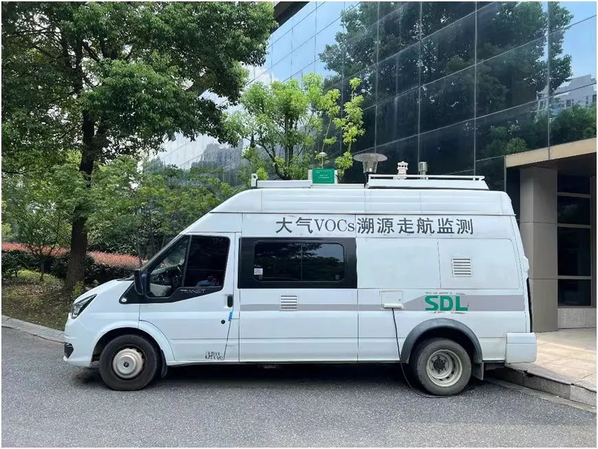 雪迪龙大气走航服务监测车2.jpg